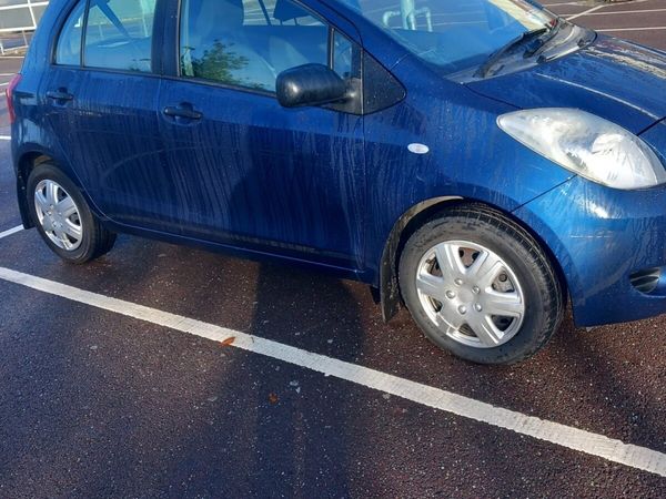 Toyota Yaris Hatchback, Petrol, 2006, Blue