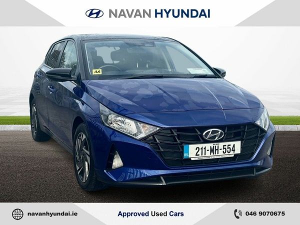Hyundai i20 Hatchback, Petrol, 2021, Blue