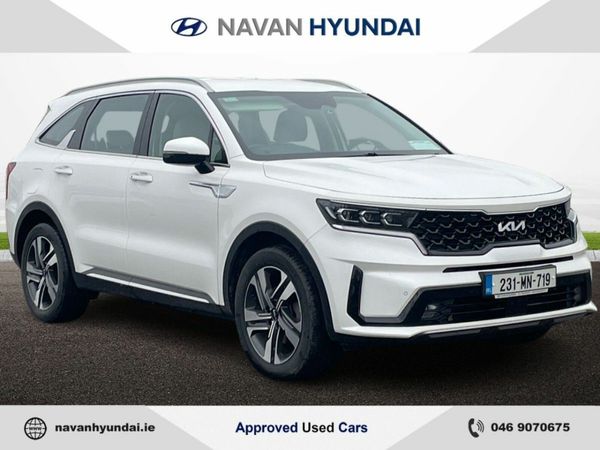 Kia Sorento SUV, Petrol Plug-in Hybrid, 2023, White