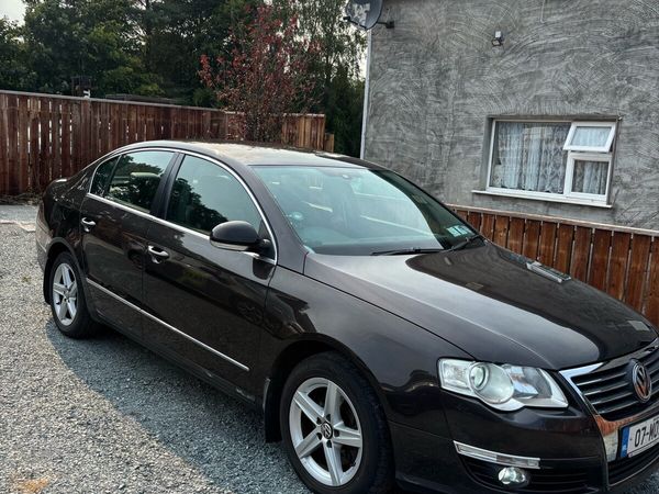 Volkswagen Passat Saloon, Diesel, 2007, Brown