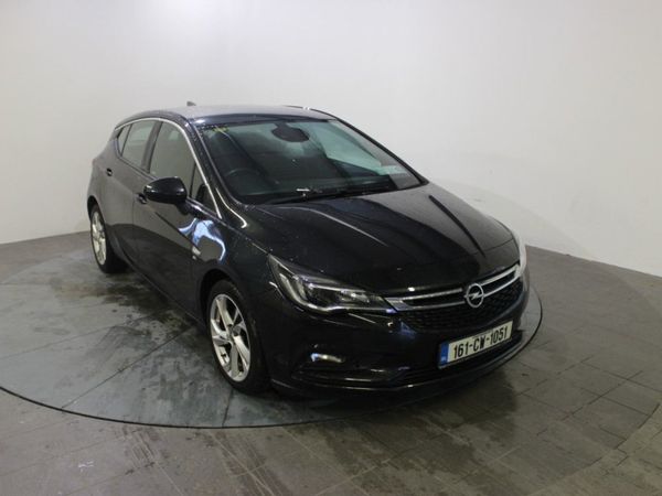 Opel Astra Hatchback, Diesel, 2016, Black