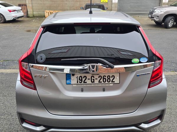 Honda Fit Hatchback, Petrol Hybrid, 2019, Silver