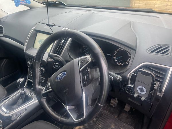 Ford Galaxy MPV, Diesel, 2017, Red