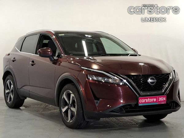 Nissan Qashqai MPV, Petrol, 2024, Red