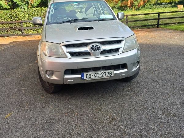Toyota Hilux Crew Cab, Diesel, 2009, Silver