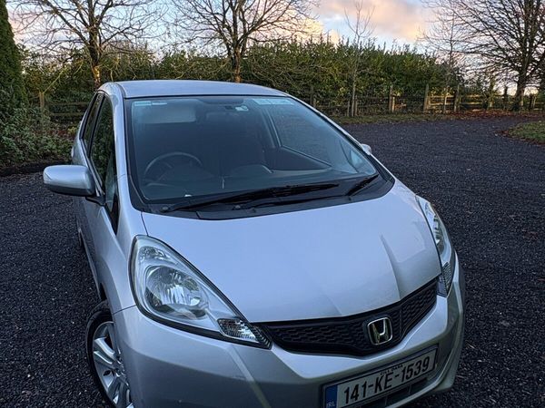 Honda Jazz Hatchback, Petrol, 2014, Grey