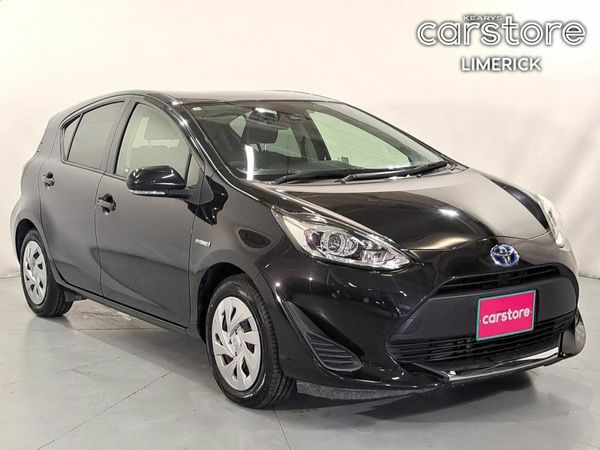 Toyota Aqua Hatchback, Petrol Hybrid, 2020, Black