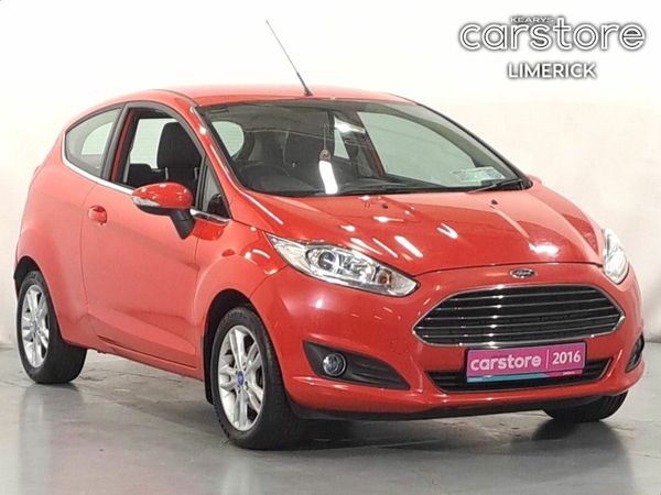 Ford Fiesta Hatchback, Petrol, 2016, Red