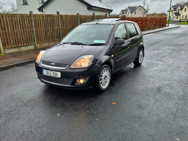 Ford Fiesta Hatchback, Petrol, 2008, Black