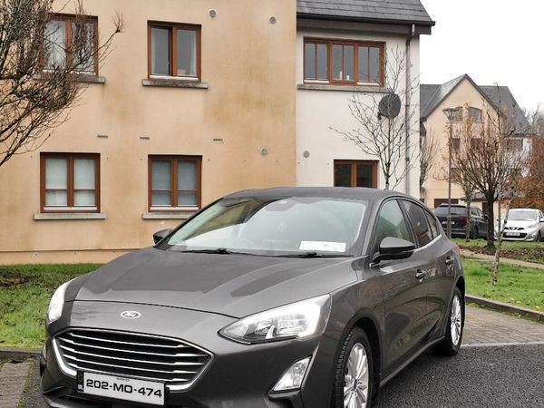 Ford Focus Hatchback, Diesel, 2020, Grey