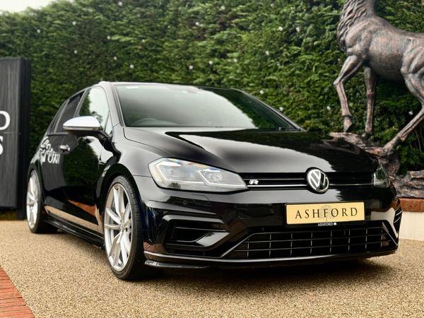 Volkswagen Golf Estate, Petrol, 2017, Black
