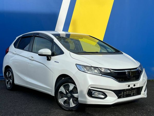 Honda Fit Hatchback, Petrol Hybrid, 2019, White