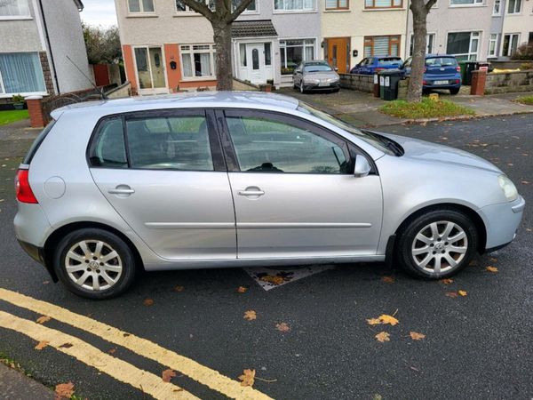 Volkswagen Golf Hatchback, Diesel, 2007, Silver