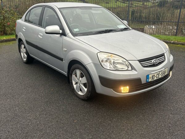 Kia Rio Saloon, Diesel, 2010, Silver
