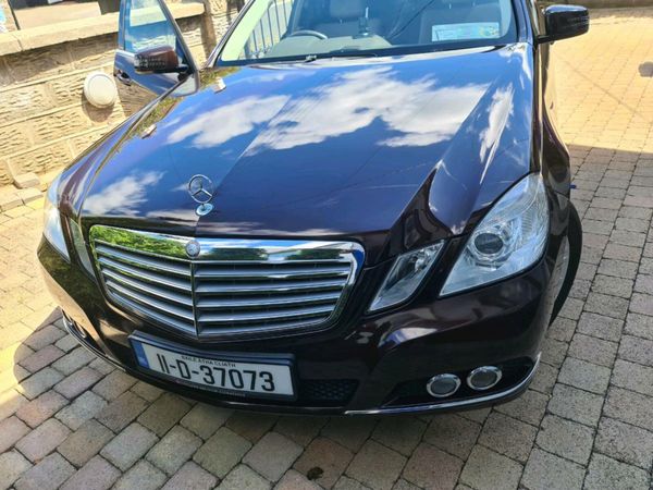 Mercedes-Benz E-Class Saloon, Diesel, 2011, Brown