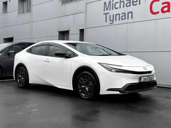 Toyota Prius Hatchback, Petrol Hybrid, 2024, White