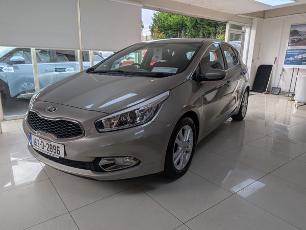 Kia Ceed Hatchback, Diesel, 2015, Silver