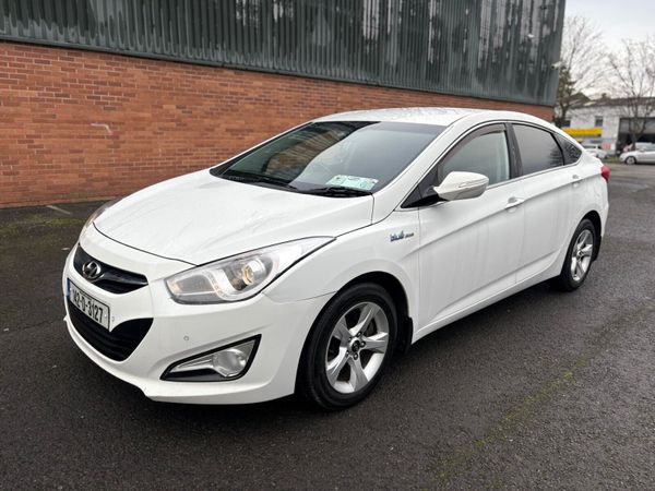 Hyundai i40 Saloon, Diesel, 2014, White