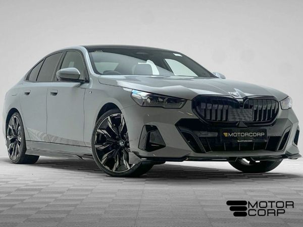 BMW 5-Series Saloon, Petrol Plug-in Hybrid, 2025, Grey
