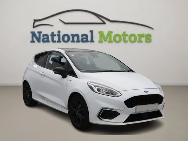 Ford Fiesta Hatchback, Petrol, 2019, White