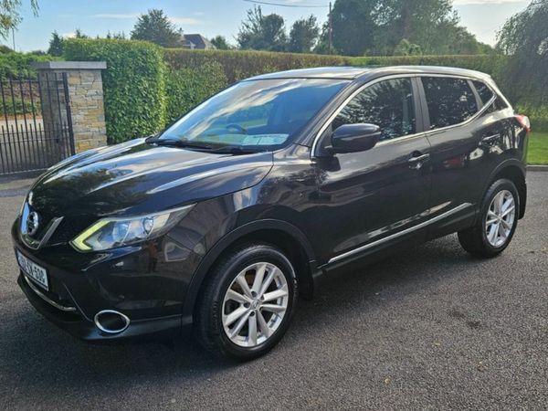 Nissan Qashqai Hatchback, Diesel, 2015, Black