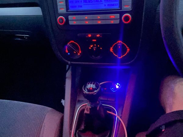 Volkswagen Jetta Saloon, Petrol, 2007, Grey