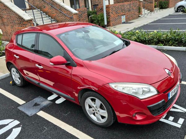 Renault Megane Hatchback, Diesel, 2010, Red
