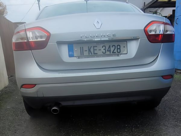 Renault Fluence Saloon, Diesel, 2011, Silver