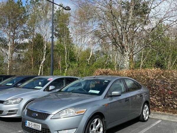Ford Mondeo Hatchback, Petrol, 2008, Silver