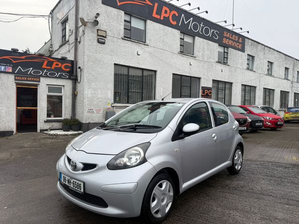 Toyota Aygo Hatchback, Petrol, 2006, Silver