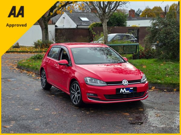 Volkswagen Golf Hatchback, Petrol, 2014, Red