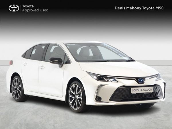 Toyota Corolla Saloon, Petrol Hybrid, 2026, 