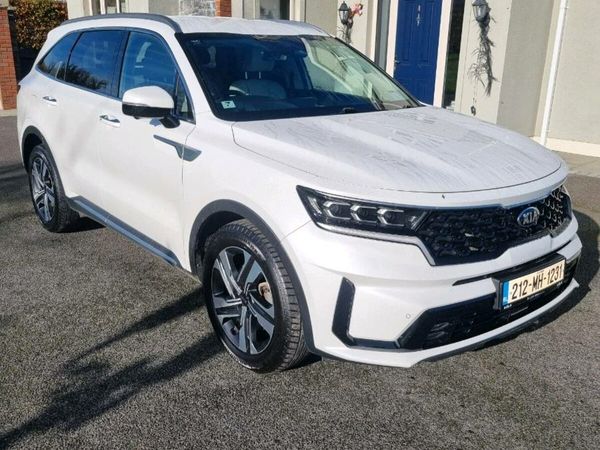 Kia Sorento SUV, Petrol Plug-in Hybrid, 2021, White