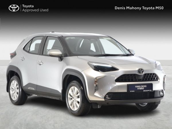 Toyota Yaris Cross SUV, Petrol Hybrid, 2026, 