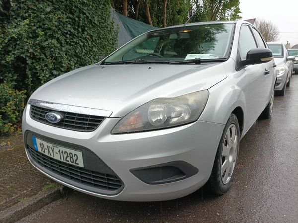 Ford Focus Hatchback, Diesel, 2010, Silver