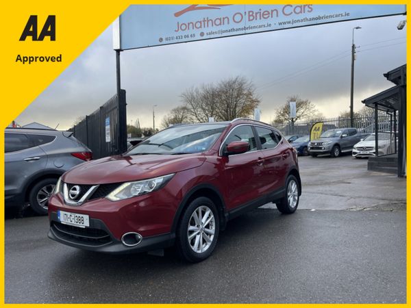 Nissan Qashqai MPV, Diesel, 2017, Red