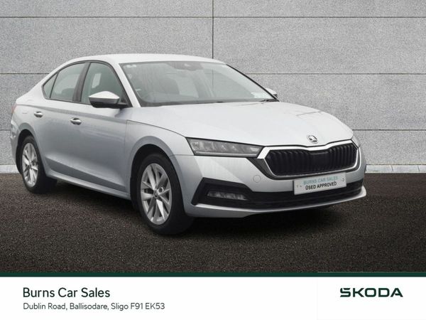 Skoda Octavia Saloon, Diesel, 2021, Grey