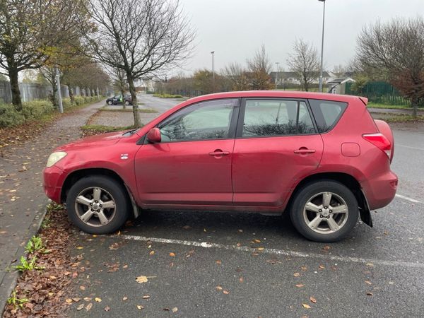Toyota RAV4 SUV, Diesel, 2006, Red