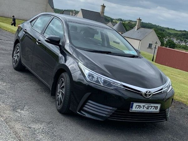 Toyota Corolla Saloon, Diesel, 2017, Black