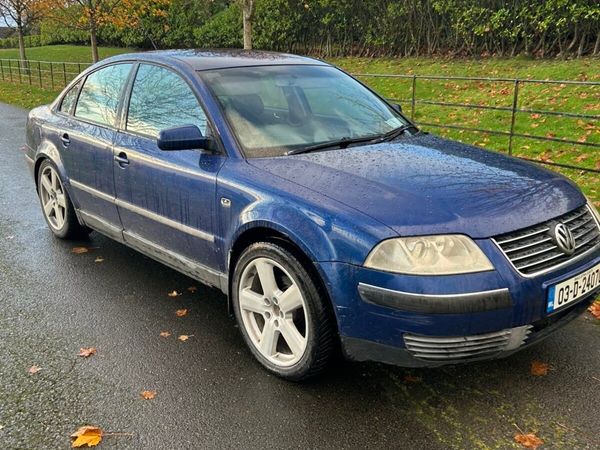 Volkswagen Passat Saloon, Diesel, 2003, Blue