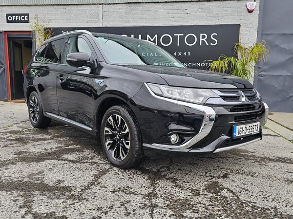 Mitsubishi Outlander SUV, Petrol Plug-in Hybrid, 2016, Black