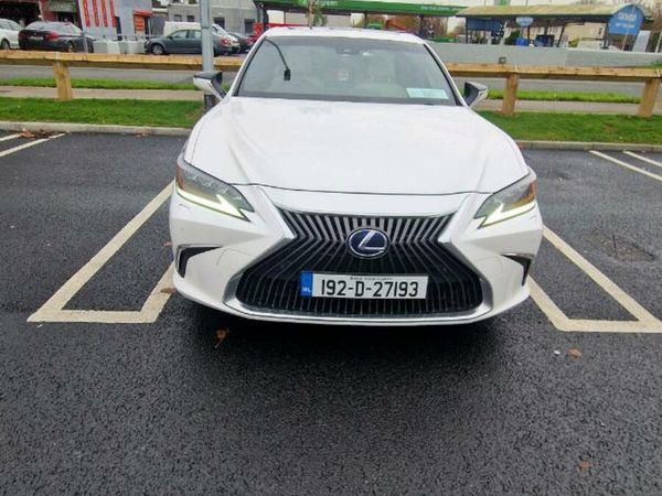 Lexus ES Saloon, Petrol Hybrid, 2019, White