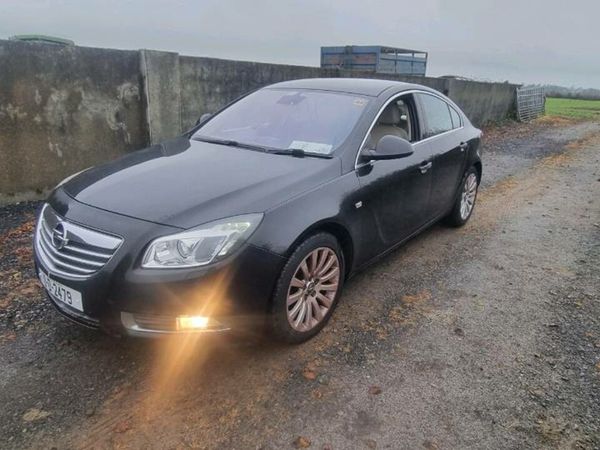 Opel Insignia Hatchback, Diesel, 2011, Black