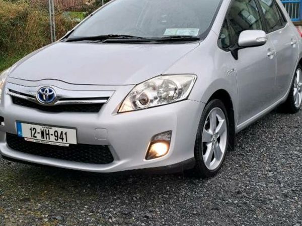 Toyota Auris Hatchback, Petrol Hybrid, 2012, Silver