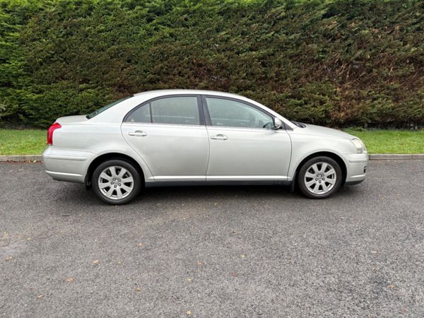 Toyota Avensis Saloon, Petrol, 2008, Silver