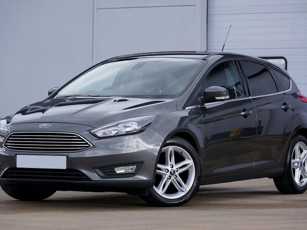 Ford Focus Hatchback, Diesel, 2017, Grey