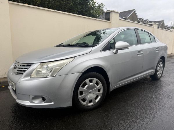 Toyota Avensis Saloon, Diesel, 2010, Silver
