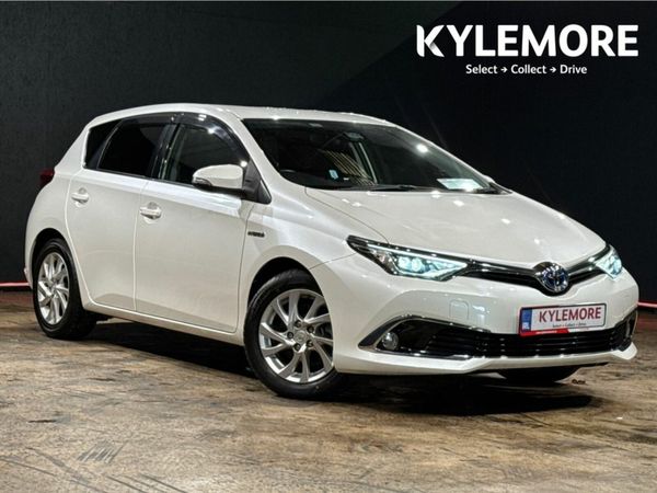 Toyota Auris Hatchback, Petrol Hybrid, 2017, White