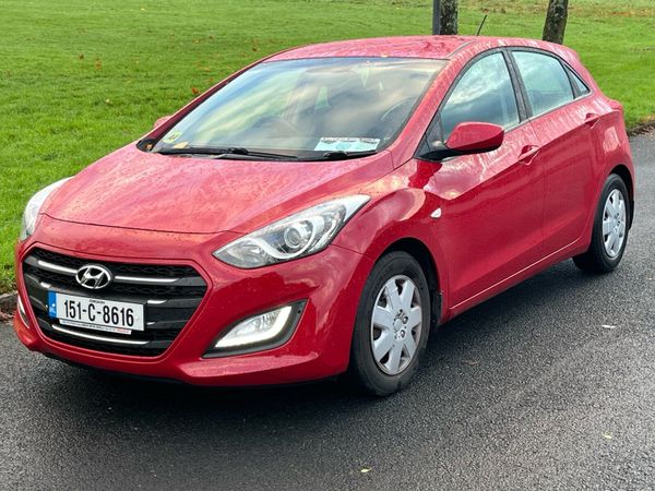 Hyundai i30 Hatchback, Diesel, 2015, Red