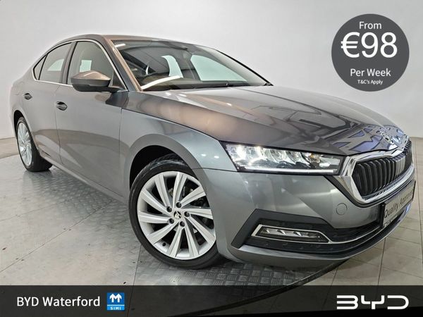 Skoda Octavia Saloon, Diesel, 2023, Grey